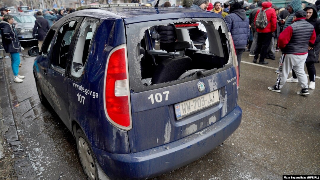 Поврежденный автомобиль