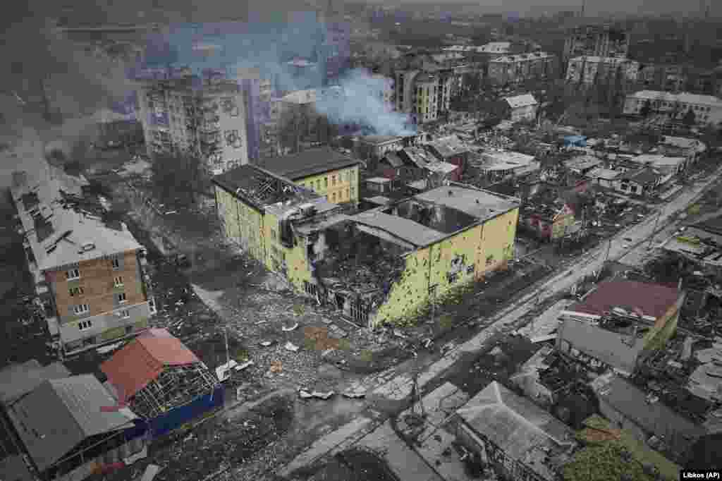 Located astride two major crossroads, Bakhmut, which had a prewar population of 70,000, has been almost completely destroyed during intense fighting. 