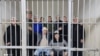Кемпир-Абад иши боюнча абакта жаткандар. Булардын ичинен Кубанычбек Кадыров үй камагына чыккан.