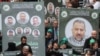 Постери со фотографии на заменикот на Хамас, Либан 4 јануари 2024. Салех Ал-Арури, беше убиен во експлозија во Бејрут, Либан на 2 јануари 2024. 