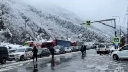Հերթեր Լարսում. կառավարությունն արդյո՞ք համարժեք այլընտրանքային շուկաներ գտել է հայկական արտադրանքի համար