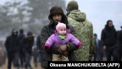 Усього зафіксовано 11 162 незаконні в’їзди, «пов’язані з Білоруссю», причому понад 95% цих випадків припали на період з серпня по листопад