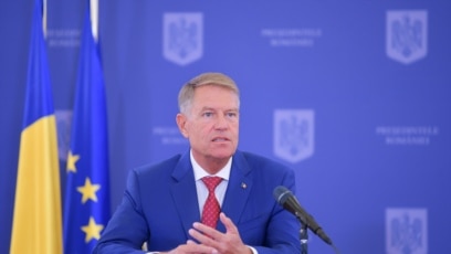 Plagiatul premierului vs România educată