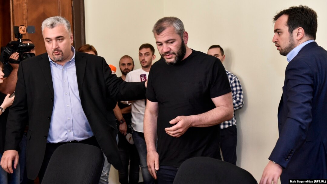 Сопереживать родителям по поводу утраты сыновей могла вся Грузия – заседание комиссии транслировалось в прямом эфире