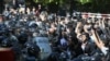 Сутички між протестувальниками і поліцією в Єревані: є постраждалі