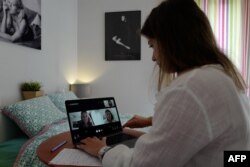 Один із недоліків дистанційної роботи – втрата комунікаційних навичок між співробітниками