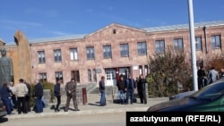 Ախուրյանի ընտրատեղամասերից մեկը, 5-ը նոյեմբերի, 2017թ․