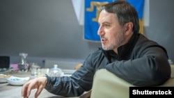 Ленур Іслямов зазначив, що адвокат представлятиме його інтереси на суді