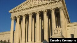 Здание Верховного суда США в Вашингтоне