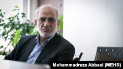 محمدحسین مقیمی استاندار تهران می‌گوید که «زیرساخت‌های شهری در برخی از شهرهای استان تهران و حاشیه این شهرها مناسب نیست».