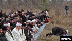 Соборна мечеть Джума-джамі мала б постати на цьому місці на околиці Сімферополя, фото 2008 року