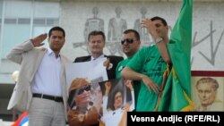 Joška Broz na obeležavanju nekadašnjeg Dana mladosti i pristalice Moamera Gadafija, Beograd, 25. maj 2011.