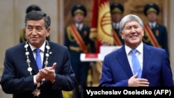Сооронбай Жээнбеков и Алмазбек Атамбаев.