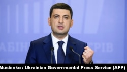 Гройсман зазначив, що у випадку відмови «Нафтогазу» відкрити відповідні документи, він вважатиме, що «вони приховують маніпуляції і фальсифікації формування ціни»
