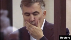 Михаил Саакашвили в зале суда (архивное фото)