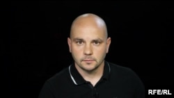 Раніше громадська організація «Відкрита Росія» оголосила про самоліквідацію. Її керівник Андрій Пивоваров (на фото) повідомляв, що рішення колегіально ухвалила Рада «Відкритої Росії»