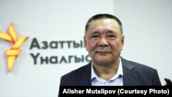 Кеңешбек Дүйшөбаев, Коопсуздук кеңешинин мурдагы катчысы.