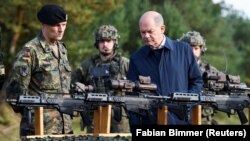 Раніше канцлер Німеччини Олаф Шольц на тлі російського вторгнення в Україну оголосив про створення спеціального фонду для модернізації німецької армії