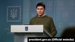 Михайло Подоляк: «Туман війни не допоможе уникнути кари катам. Всіх ідентифікуємо. Кожного дістанемо»