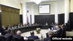На заседании правительства Армении (архивная фотография)
