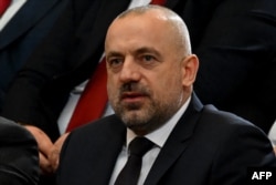 Milan Radoićić tokom posebne sjednice u Skupštini Srbije, u Beogradu, 2. februara 2023. godine.