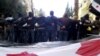 Когда начались акции протеста, у населения еще не было оружия. Сегодня же оно у противоборствующих сторон есть