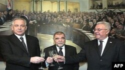premijer Ivo Sanader, predsjednik države Stipe Mesic i predsjednik Sabora Luka Bebić, 11. siječnja 2008 
