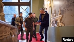 Ուկրաինայի նախագահ Վլադիմիր Զելենսկին և Ավստրիայի կանցլեր Կարլ Նեմահերը, Կիև, 9 ապրիլի, 2022թ.