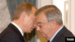 Владимир Путин (слева) и Евгений Примаков