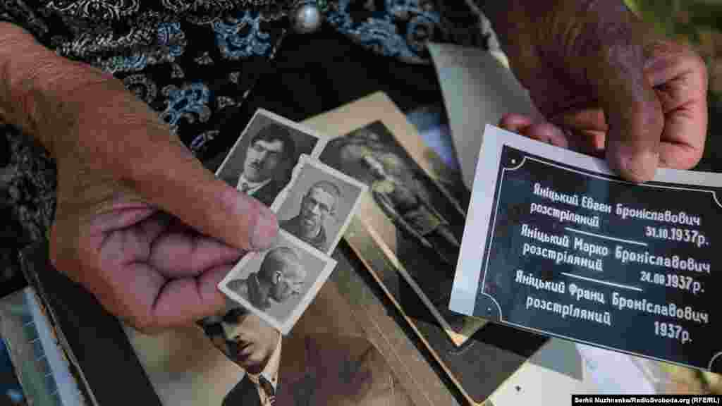 Сім’ї повідомили про «10 років без права переписки», тільки в 1953 році сімї повідомили що він був розстріляний.В Биковні також розстріляли 2 його братів