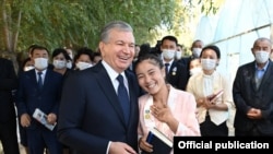 Prezident Shavkat Mirziyoyev Bo‘zatov tumanida.