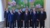 Мирзиёев не остался в долгу. В Ташкенте представителям Таджикистана вручили госнаграды 