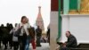 «Левада-центр»: дві третини росіян засмучені «вічною бідністю», в якій живе «великий народ»