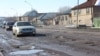 Автомобили на магистрали Жибек Жолы в Сайрамском районе Южно-Казахстанской области. 21 февраля 2017 года.