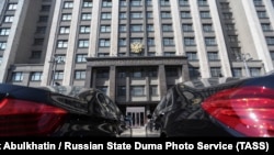 Співпраця з найманцями, які воювали на Донбасі, стає трендом російської політики