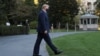Білий дім: захворілого на COVID-19 Трампа перевезли до госпіталю на кілька днів