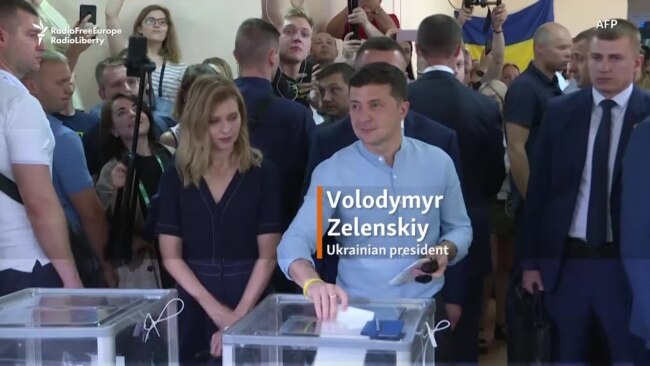 Zelenski i Porošenko glasali na parlamentarnim izborima