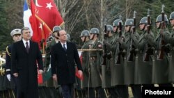 Թուրքիայի նախագահը Անկարայում ընդունում է Ֆրանսիայի նախագահին, 27-ը հունվարի, 2014թ․, Associated Press-ի լուսանկարը տրամադրել է «Ֆոտոլուր»-ը