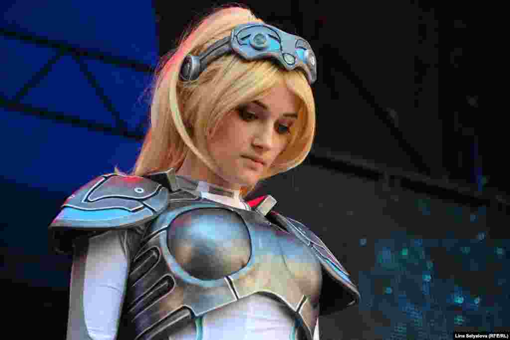 Нова, або Агент X41822N – вигаданий персонаж із серії ігор StarCraft