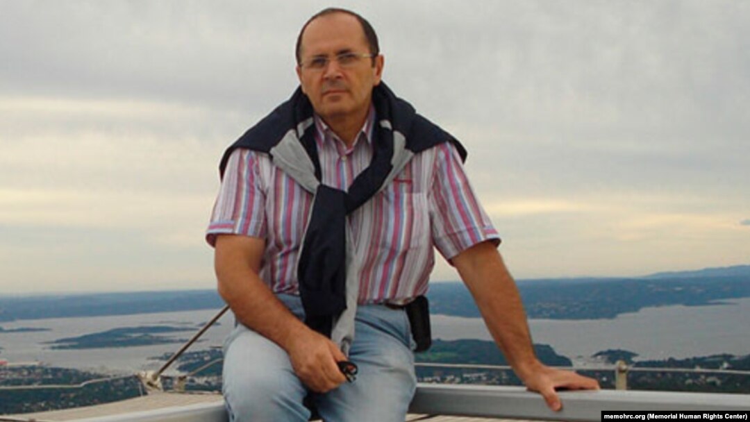 Оюб Титиев