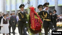 Эгемендүүлүктүн 19 жылдыгына арналган салтанат, Бишкек, 31-август, 2010